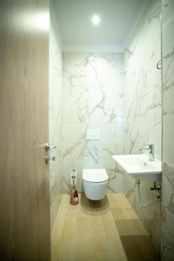 סרנדה Proda Apartments מראה חיצוני תמונה