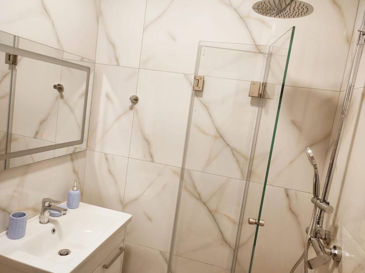 סרנדה Proda Apartments מראה חיצוני תמונה